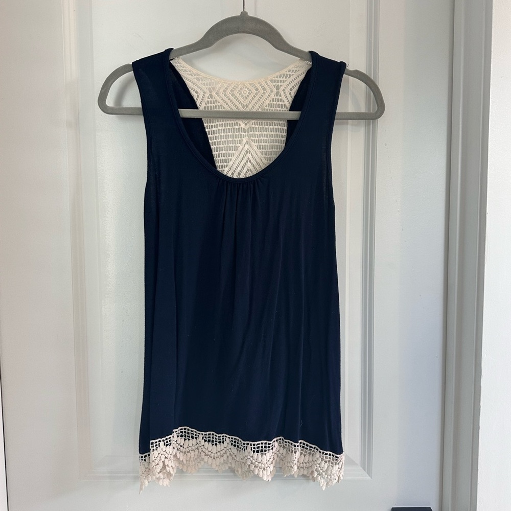 Paper moon sleeveless blouse, size small